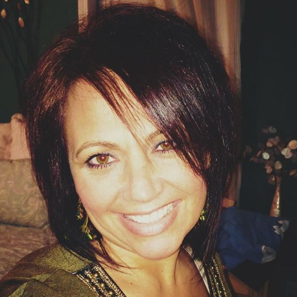 Meet your Posher, Missy - Picture 1 of 1